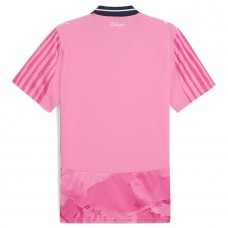 Camiseta rosa de Puma x KidSuper del CF Monterrey para hombre de la Copa Mundial de Clubes de la FIFA 2025